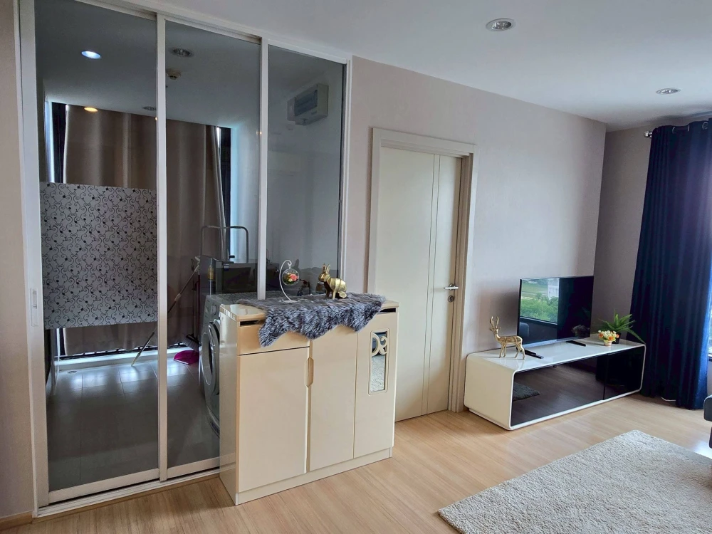 Urgent sale! The Base Rama 9 - Ramkhamhaeng. Ready-to-move-in units with complete amenities. Book yours today!
