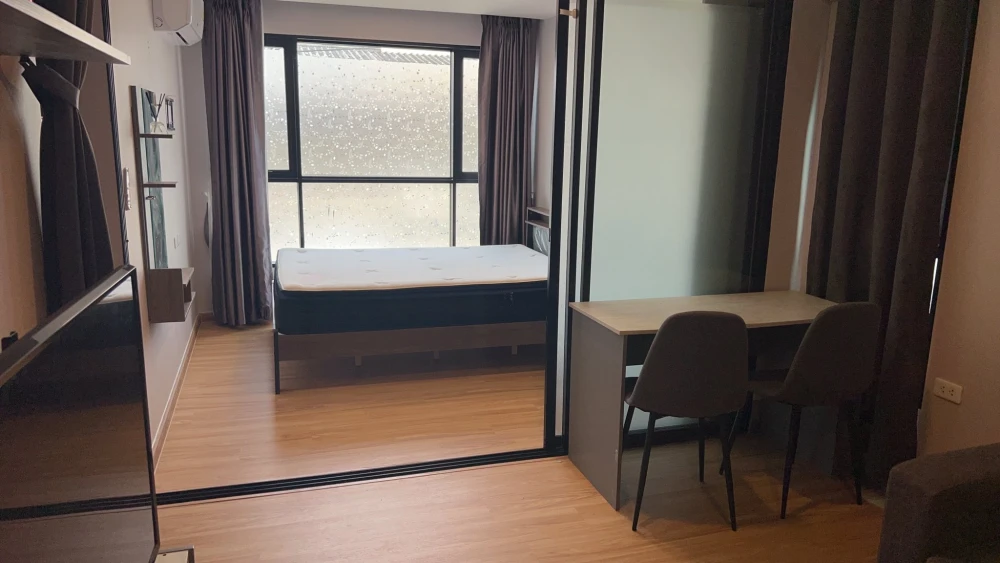Urgent sale! The Cube Loft Srinakarin-Theparak. Well-separated rooms with perfectly divided zones. Become the owner today!