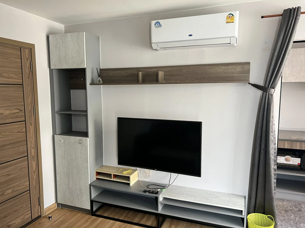 Urgent sale! The Cube Loft Srinakarin-Theparak. Well-separated rooms with perfectly divided zones. Become the owner today!