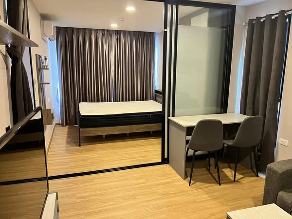 Urgent sale! The Cube Loft Srinakarin-Theparak. Well-separated rooms with perfectly divided zones. Become the owner today!