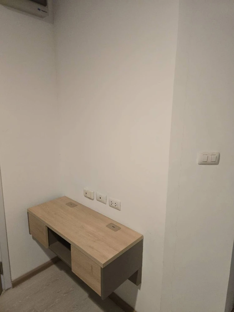 Urgent sale! The Excel Khu Khot, ready-to-move-in unit, 2nd floor (not high), affordable price. Own it today! Don't miss out!