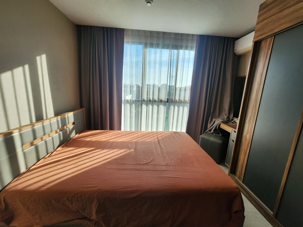 Urgent sale: The Excel Parc Lasalle 19, corner room, private, 5th floor, view outside the condo, come and reserve now.
