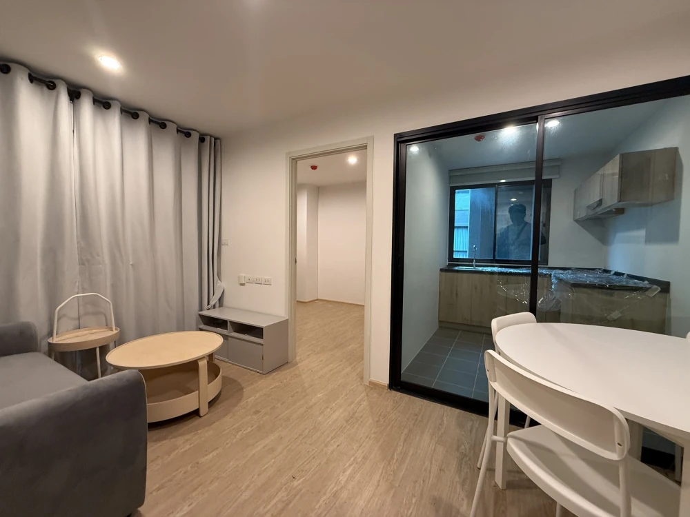 Urgent sale: The Excel Ratchada 18, large room, comfortable living, comes with usable space. Buy now, don't miss out!