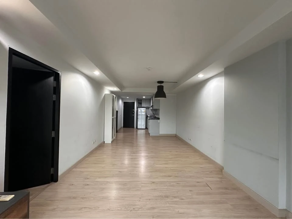 Urgent sale! The Kris 2 Ratchadaphisek 17, large room, comfortable living, comes with lots of usable space. Come and reserve it now!