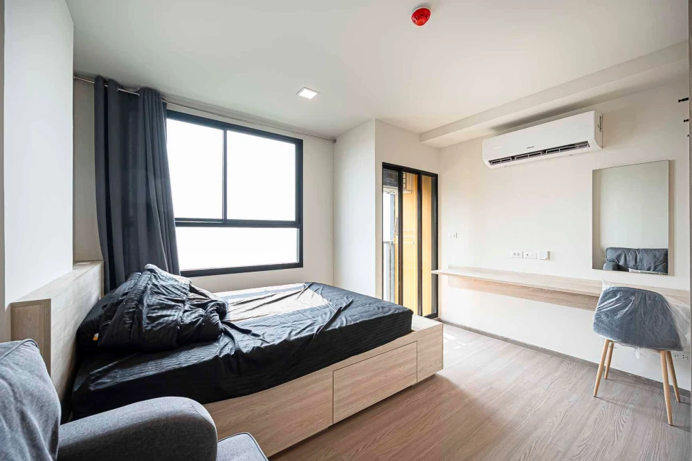 Urgent sale! The Muve Bangkhae, ready to move in, great price. Come and reserve yours today. Don't miss out!