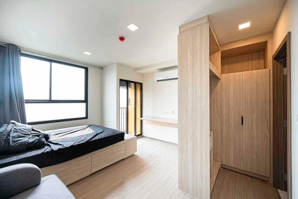 Urgent sale! The Muve Bangkhae, ready to move in, great price. Come and reserve yours today. Don't miss out!