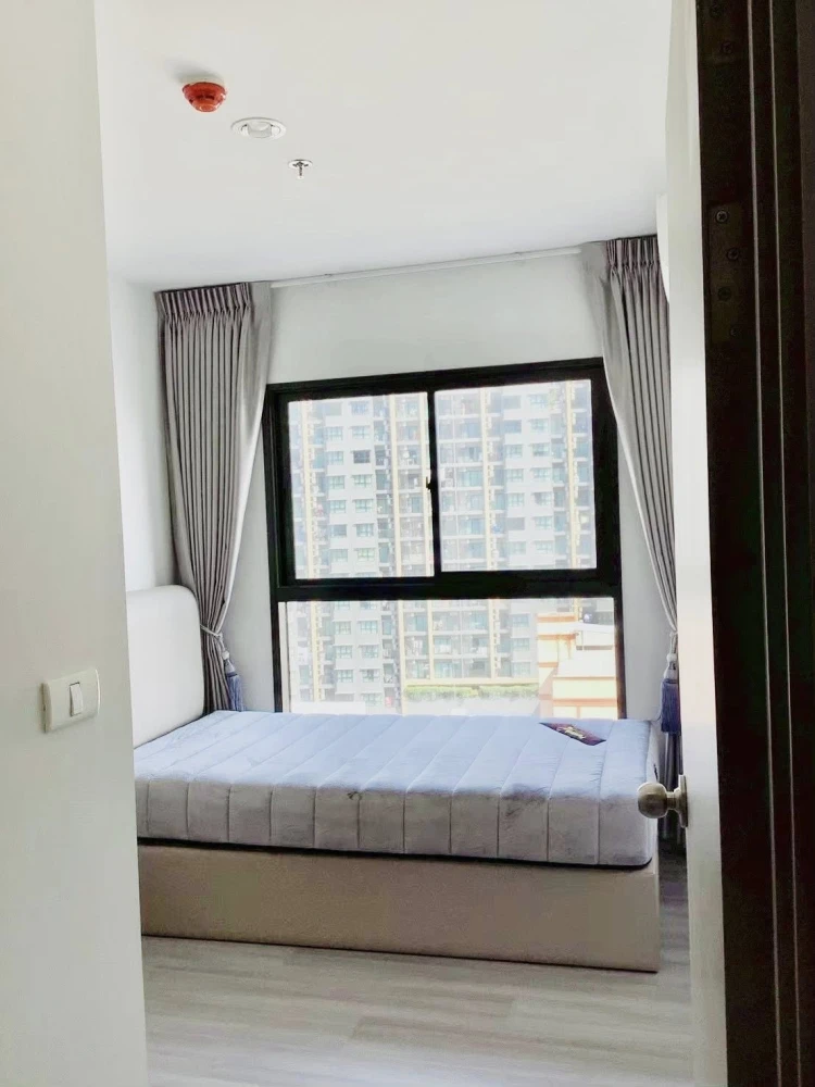 Urgent sale! The Parkland Charan–Pinklao, corner unit, quiet, spacious living area. Book now, don't miss out!