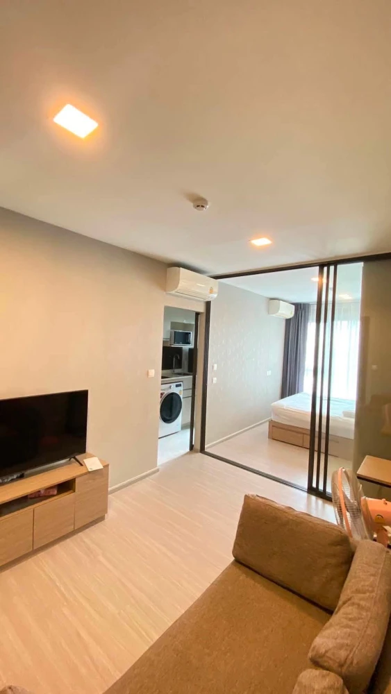 Urgent sale! The Privacy S101, ready to move in, with separate partitions. Convenient and complete amenities all in one place. Book yours today!