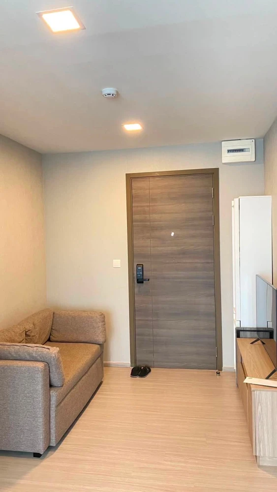 Urgent sale! The Privacy S101, ready to move in, with separate partitions. Convenient and complete amenities all in one place. Book yours today!