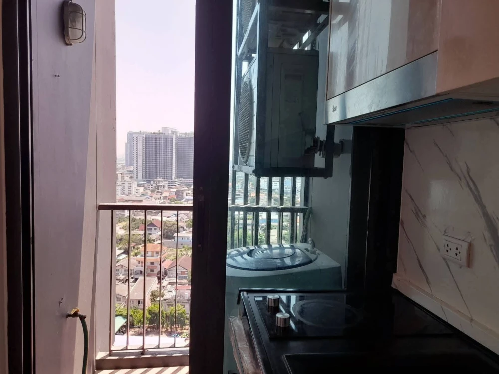 Urgent sale! The Tree RIO Bang-Aor Station, ready-to-move-in unit with complete amenities. Great price! Book now, don't miss out!