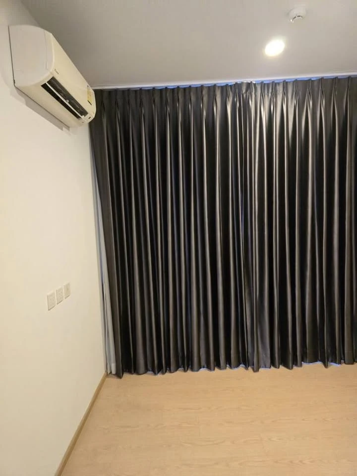 Urgent sale: The Tree Sukhumvit 71-Ekkamai, empty room, not too expensive. Room decorating lovers, I must say that you definitely can't miss this.