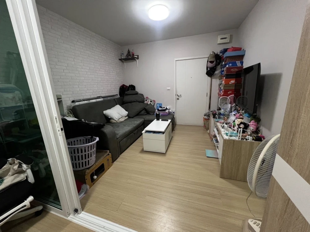 Urgent sale! UNIO Charan 3 condo, 3 rooms with separate, clearly defined zones. Own it today! Buy now!
