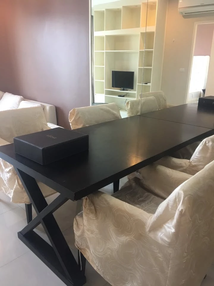 Urgent sale: Villa Asoke, large room with usable space, good for living or investment, don't miss it.