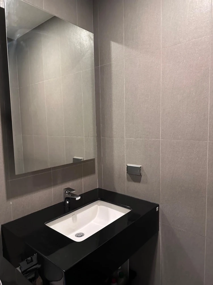 Urgent sale! Whizdom Avenue Ratchada-Ladprao, fully furnished room, ready to move in, affordable price. You must book now!