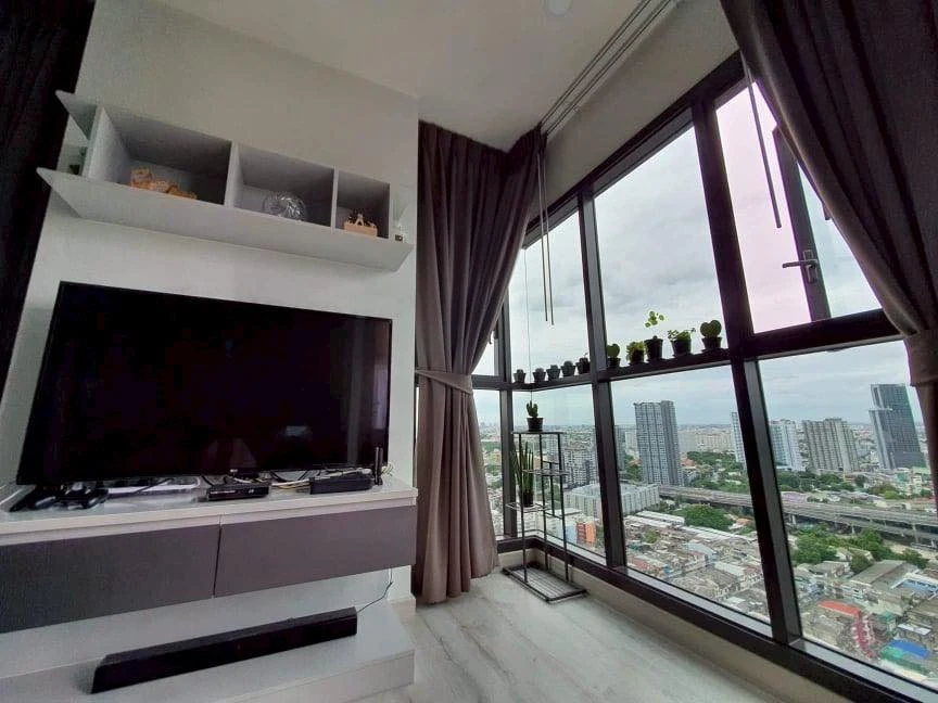 ขายด่วนๆ WYNE Sukhumvit ห้องหัวมุม ชั้น 29 View Panorama สิ่งอำนวยความสะดวกครบ จองเลย