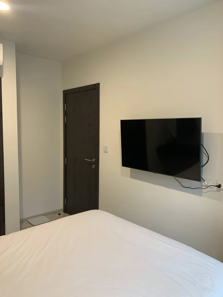 Urgent sale/rent: XT Huai Khwang, ready to move in, great price, everything you need here. Hurry and reserve before you miss your chance.