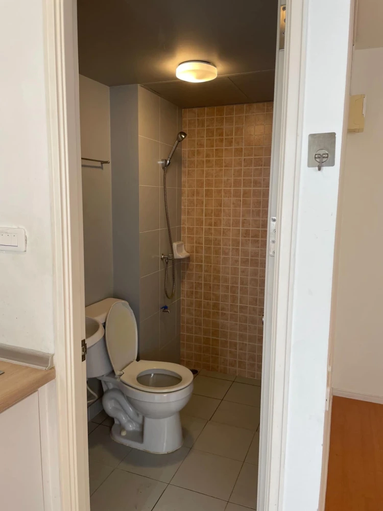 Urgent sale, cheap sale, Lumpini Township Condo, Rangsit-Klong 1, empty room, affordable price, you must not miss it.