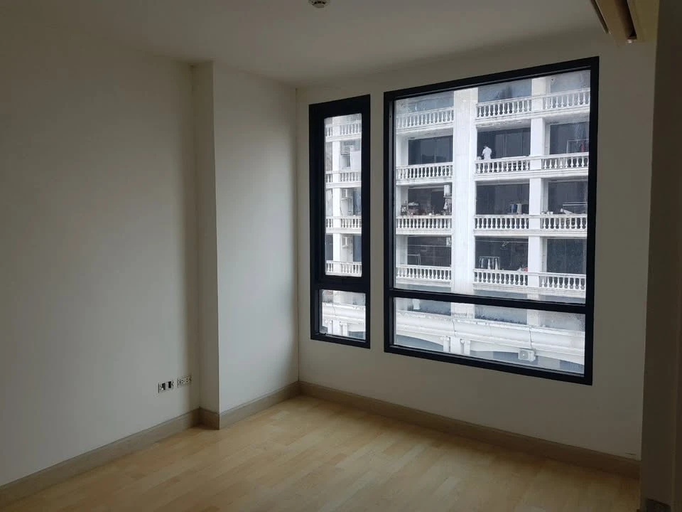 Urgent sale! Condo Lib Ladprao 20, empty room, reasonable price. Room decorating enthusiasts, you definitely can't miss this!