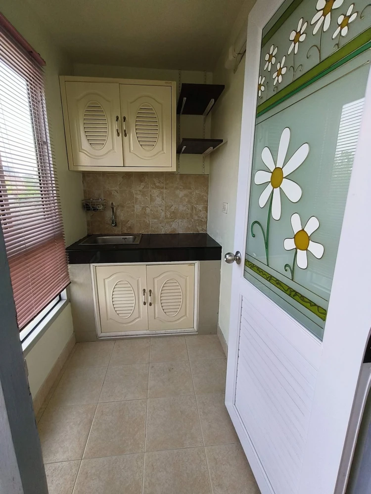 Urgent sale: Regent Home 6 Prachachuen Condo. Move-in ready, fully equipped with amenities, and great value. Book now!