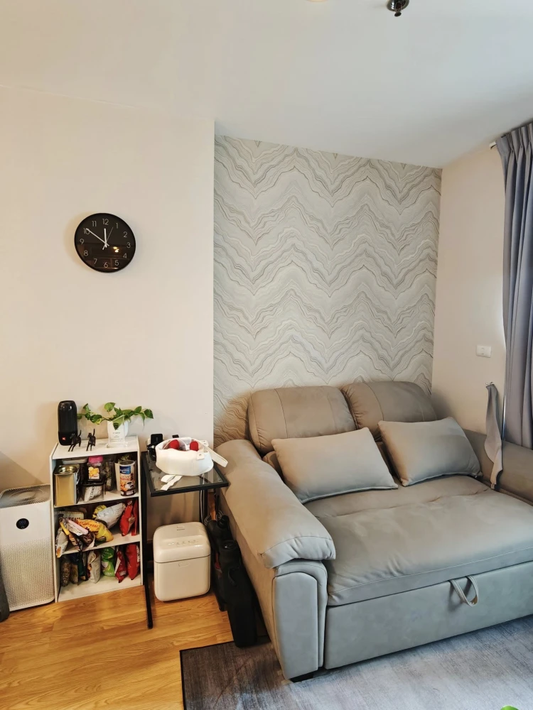 Condo for sale: The Aspire Rama 4. Corner room with privacy. Great price. You must hurry to reserve it. Don't miss out!