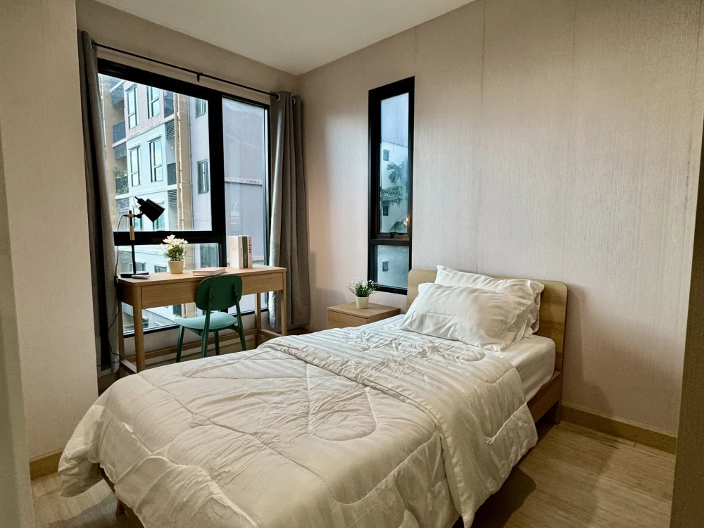 Urgent sale! The Privacy Rewadee condo, spacious and comfortable, fully furnished. Own it now!