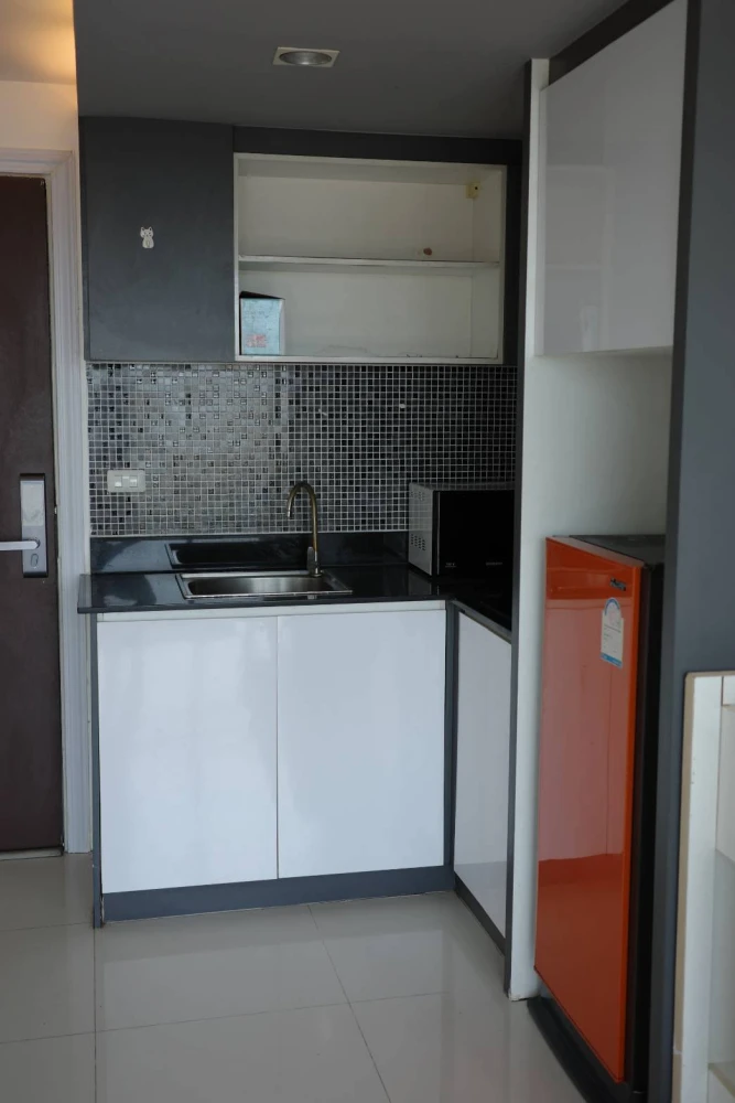 Urgent sale, The Time condo, large room, comfortable, 6th floor, pool view, great price, hurry and reserve now, don't miss out.