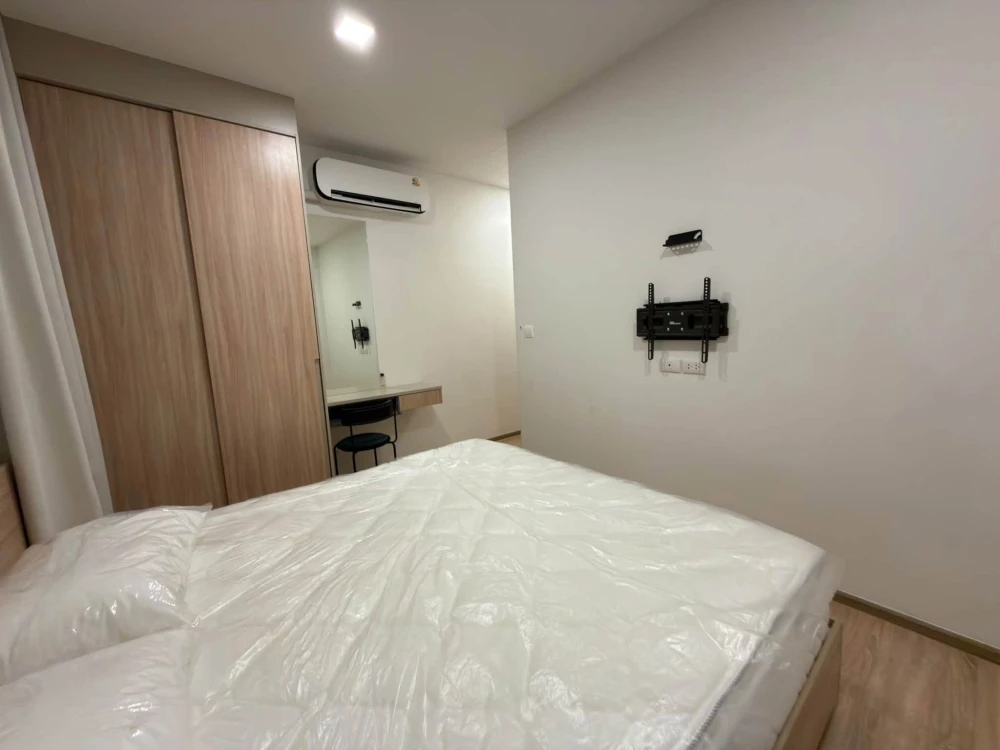 Urgent sale! XT Phayathai condo—spacious, comfortable, and offering ample living space. Fully equipped with complete facilities. Snap it up now!