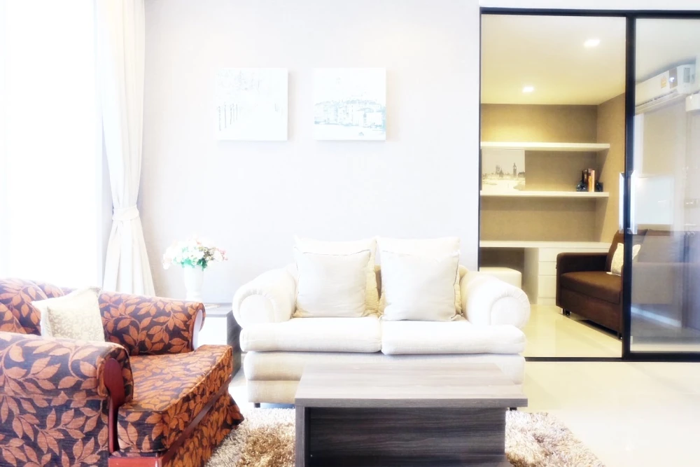 Urgent sale!! Quinn Ratchada 17 Condo, 14th floor, Building A, luxury condo, beautiful room, fully furnished, ready to move in. Don't miss out!!