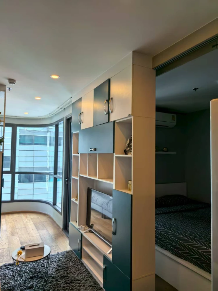 Urgent sale!! Condo Q Chidlom-Phetchaburi, 21st floor, beautiful unit, fully furnished, ready to move in. Reserve now!!