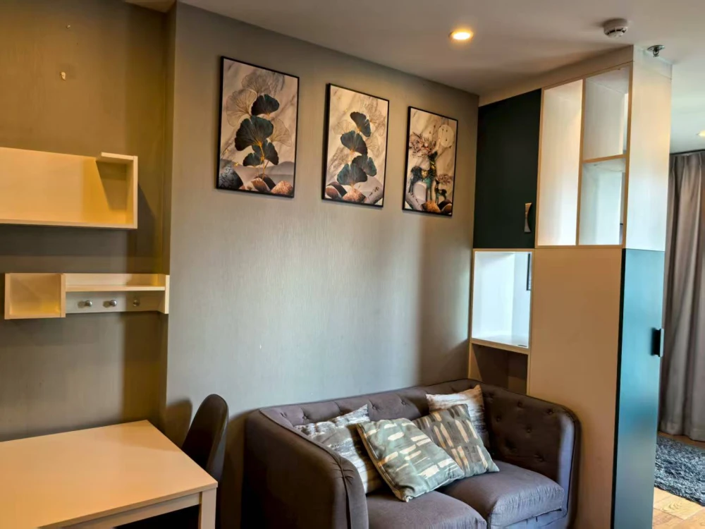 Urgent sale!! Condo Q Chidlom-Phetchaburi, 21st floor, beautiful unit, fully furnished, ready to move in. Reserve now!!