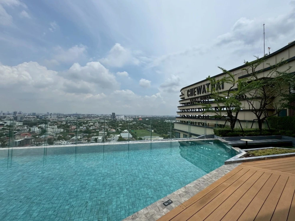 Urgent sale!! Condo Chivathai Kaset Nawamin, 9th floor, city view, fully furnished, good price, don't miss it!!