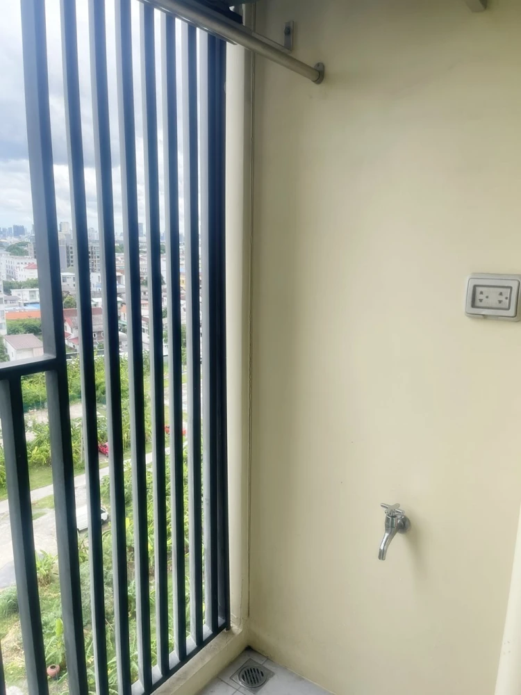 Urgent sale!! Condo Chivathai Kaset Nawamin, beautiful room, good location, convenient transportation, don't miss it!!