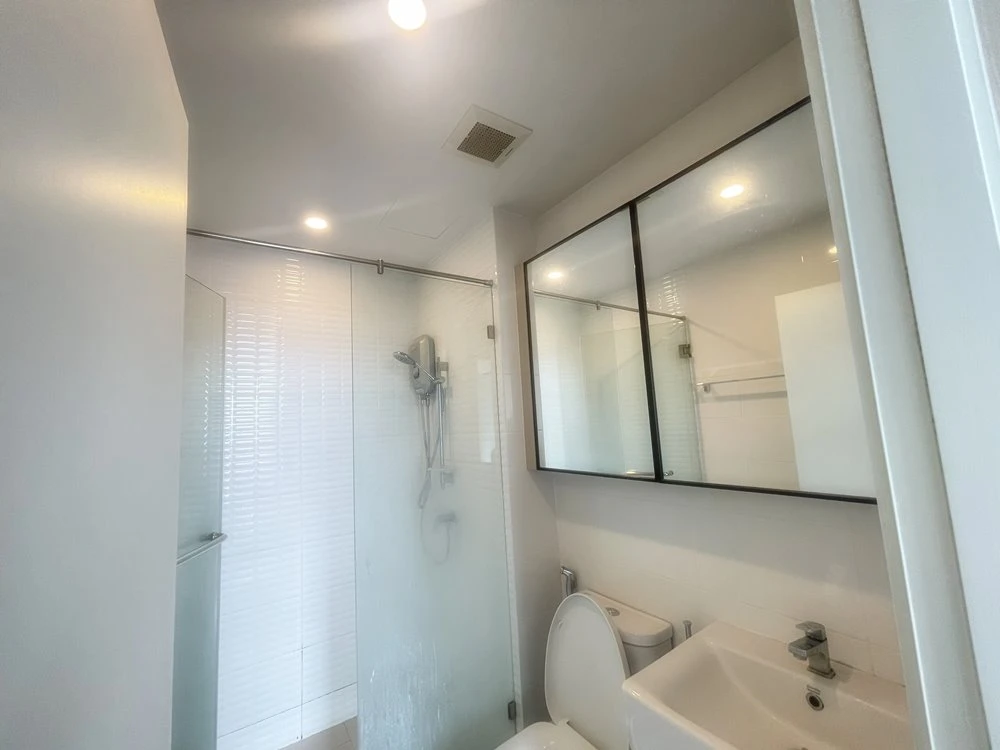 Urgent sale!! Condo Chivathai Kaset Nawamin, beautiful room, good location, convenient transportation, don't miss it!!
