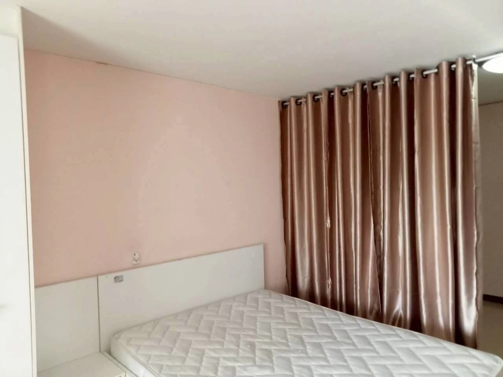 Urgent sale! Condo Champs Elysees Chaengwattana. Spacious unit with ample usable space. Great value. Own it today!