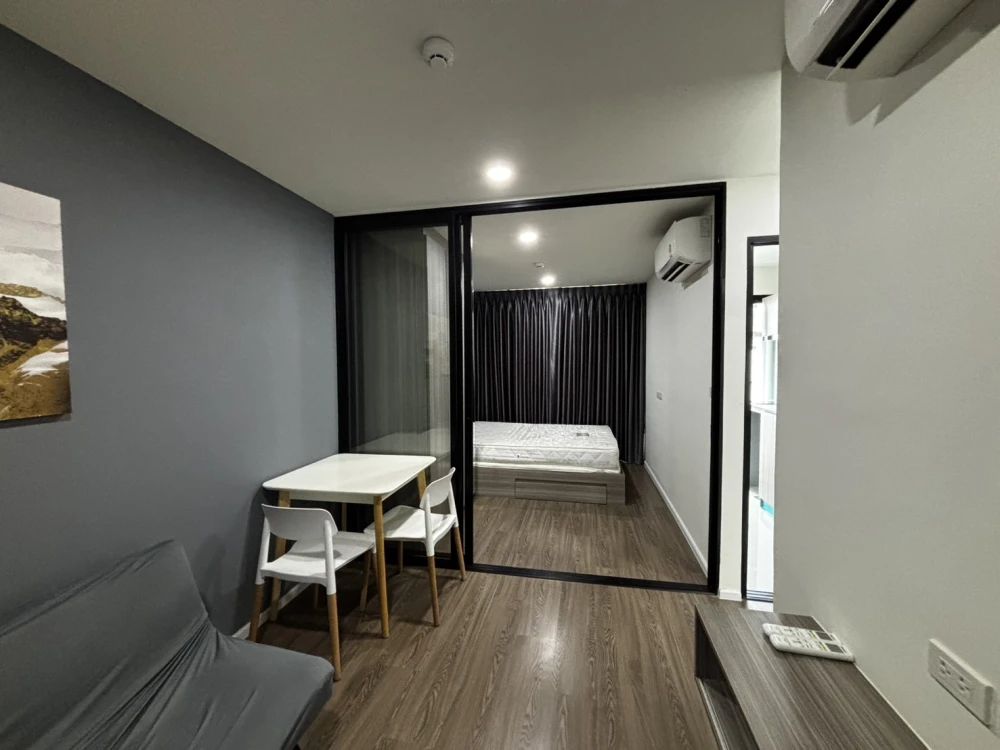 Urgent sale! The Origin Ramintra 83 Station condo. Clearly partitioned rooms. Affordable price. Own it today!