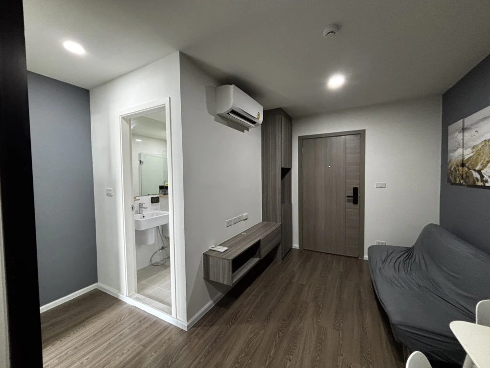 Urgent sale! The Origin Ramintra 83 Station condo. Clearly partitioned rooms. Affordable price. Own it today!