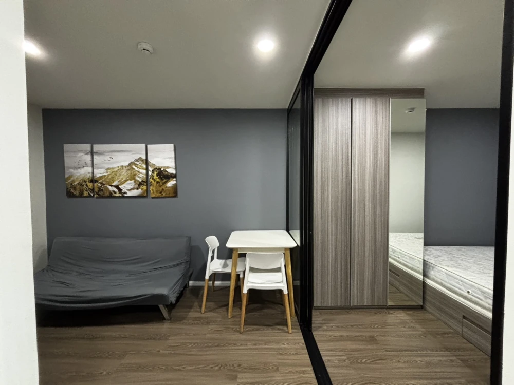 Urgent sale! The Origin Ramintra 83 Station condo. Clearly partitioned rooms. Affordable price. Own it today!