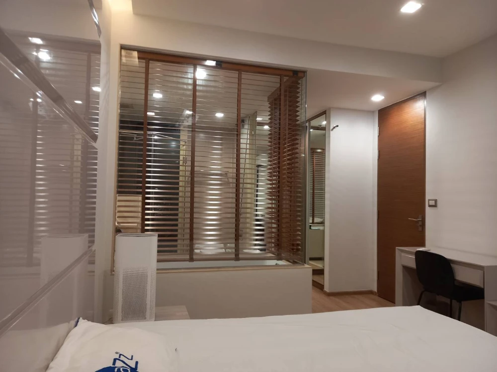 Condo for sale/rent: The Address Sathorn, 8th floor, MahaNakhon view, beautifully decorated and ready to move in. Don't miss it!!