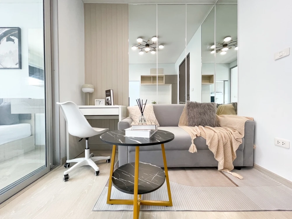 Urgent sale!! Niche ID Condo Seri Thai-Wongwaen, 2nd floor, Building C, fully furnished, just bring your bags and move in. Hurry and book now!!