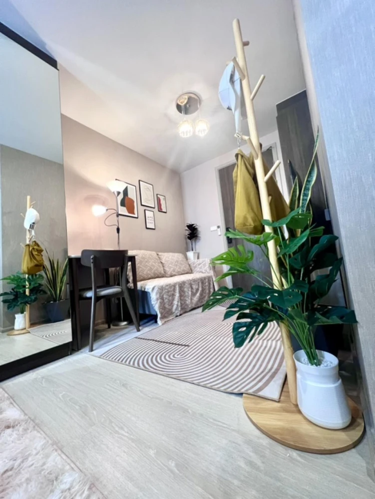Urgent sale!! Condo New Core Kukot Station, 3rd floor, Building A, BTS view, fully furnished condo, ready to move in, don't miss it!!
