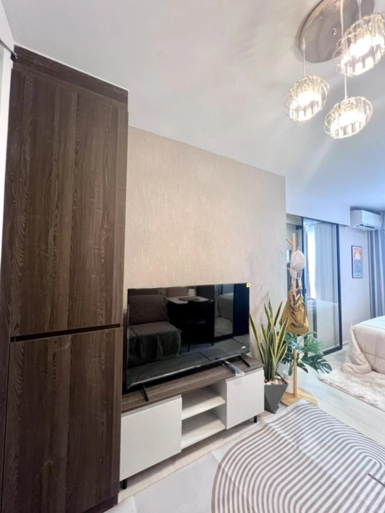 Urgent sale!! Condo New Core Kukot Station, 3rd floor, Building A, BTS view, fully furnished condo, ready to move in, don't miss it!!