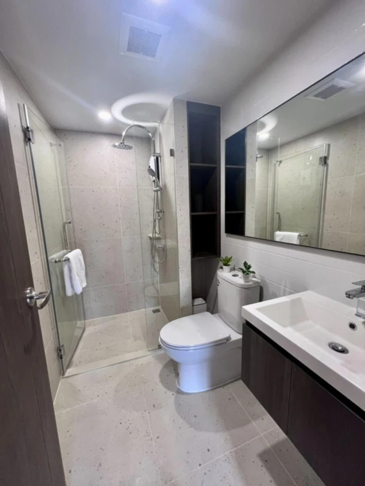 Urgent sale!! Condo New Core Kukot Station, 3rd floor, Building A, BTS view, fully furnished condo, ready to move in, don't miss it!!