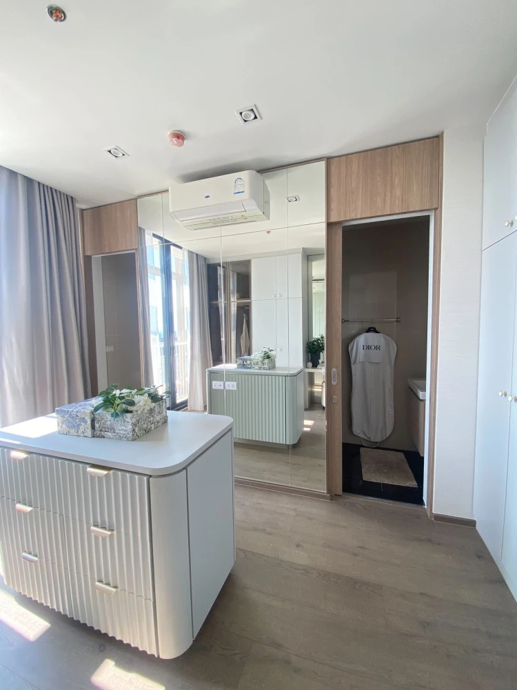 Urgent sale!! Condo Park 24 Origin Phrom Phong 45th floor, condo in the heart of Sukhumvit, near BTS Phromphong, ready to move in, book now!!