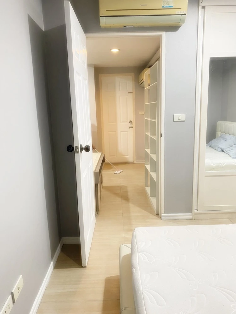 Urgent sale!! Condo Park View Vibhavadi, 8th floor, Building B2, beautiful room, ready to move in, good price, hurry to book now!!