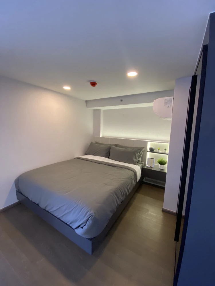 Urgent sale!! Condo Park Origin Chula Samyan, fully furnished, ready to move in, good price, book now, don't miss it!!