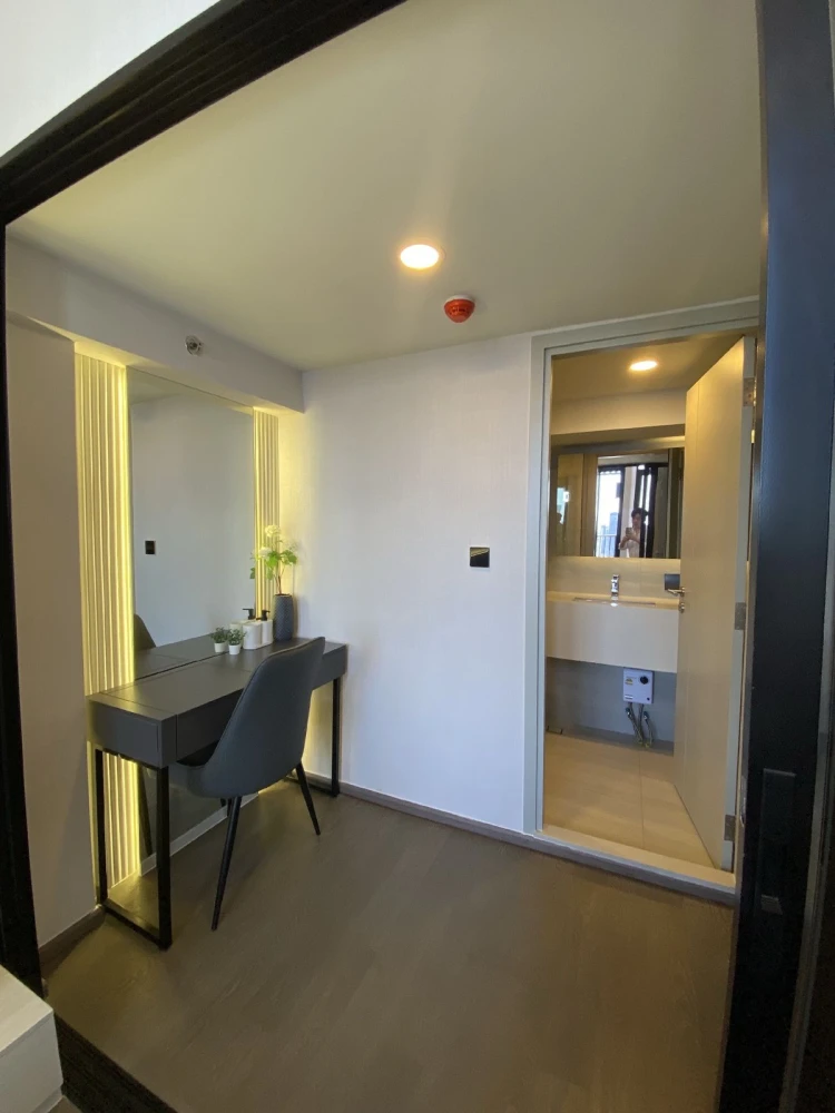 Urgent sale!! Condo Park Origin Chula Samyan, fully furnished, ready to move in, good price, book now, don't miss it!!
