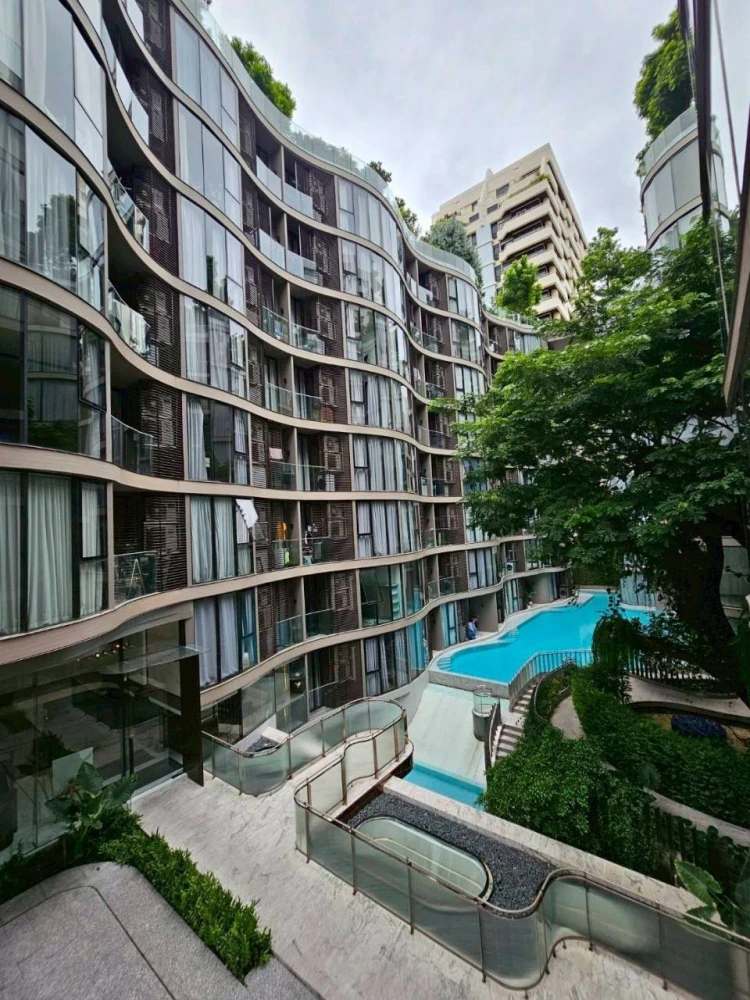 Urgent sale!! Finn Asoke Condo, 3rd floor, Building B, fully furnished, ready to move in. Don't wait! Reserve now!!