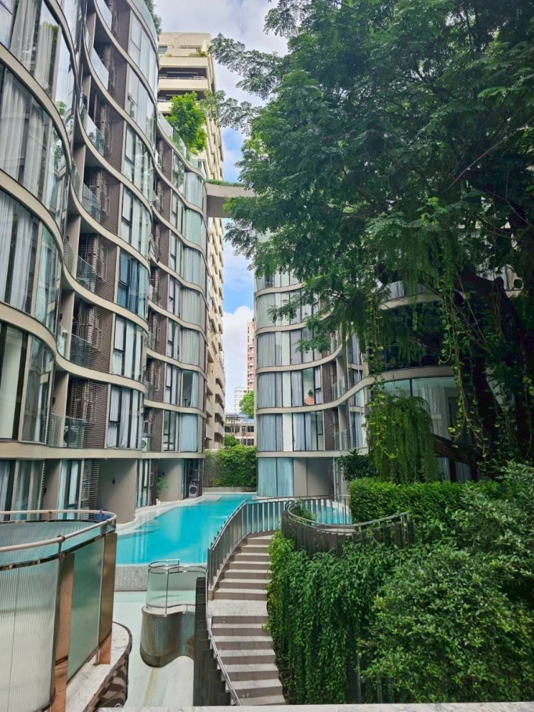 Urgent sale!! Finn Asoke Condo, 3rd floor, Building B, fully furnished, ready to move in. Don't wait! Reserve now!!