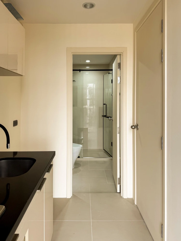 For sale, for rent!! Condo Fuse Sathorn-Taksin, 15th floor, open view, good view, good price, ready to move in, hurry up and book now!!
