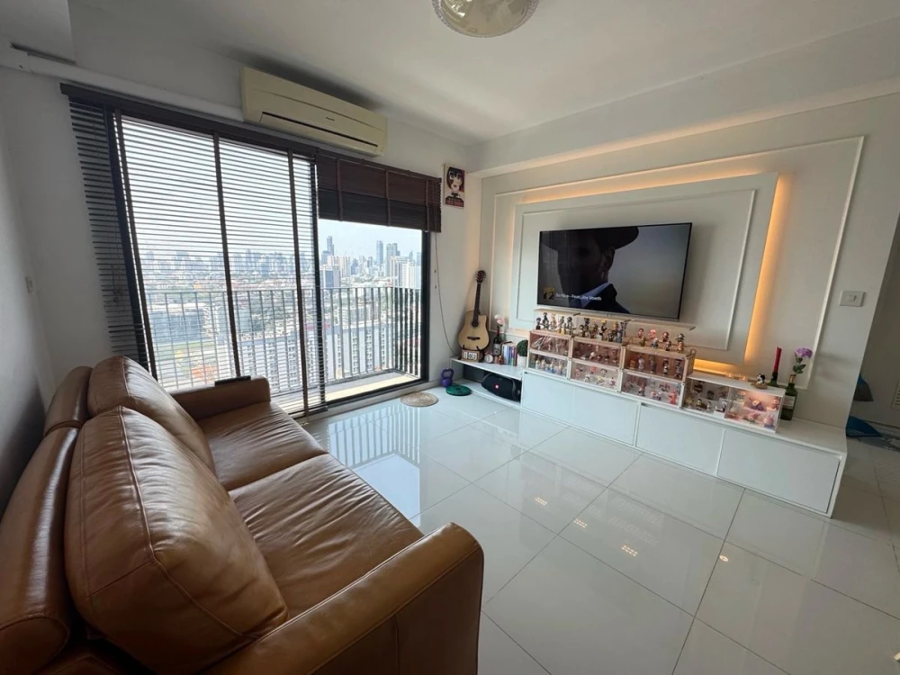 Urgent sale!! Condo Fuse Mobius Ramkhamhaeng Station, 23rd floor, Building B, swimming pool view, beautiful room, good price, don't miss it!!